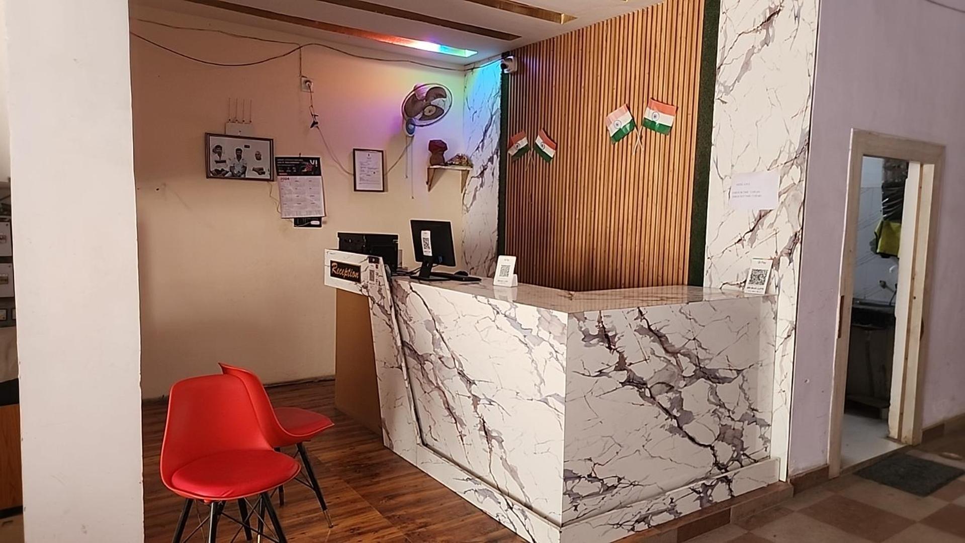 Hotel A R S Rooms & Banquet باتنا المظهر الخارجي الصورة